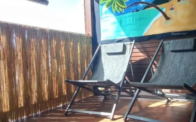Apt en résidence avec piscine