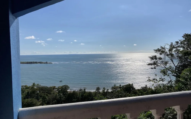 El Paraiso Azul