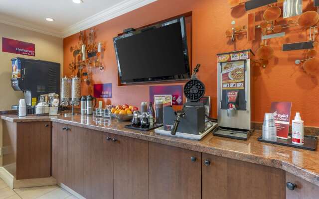 Best Western Plus Airport Plaza