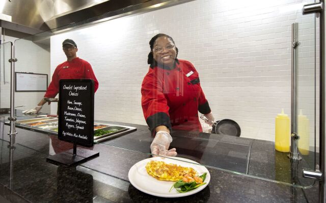 Embassy Suites by Hilton Jacksonville Baymeadows