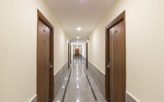 Hotel Golden Leaves By OYO Rooms