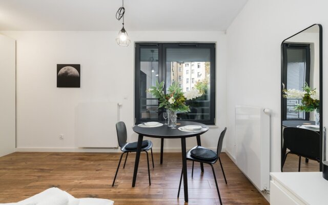 Studio Poznań Old Town Rybaki by Renters