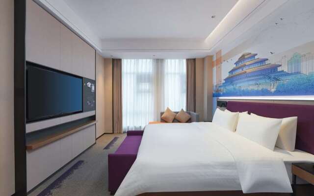 Hampton by Hilton Hebi Railway Station