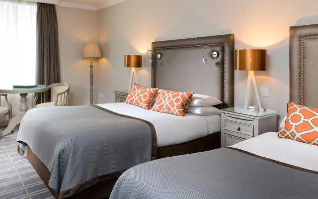 Meadowlands Hotel