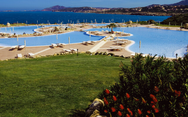 COLONNA RESORT, a Colonna Luxury Beach Hotel, Porto Cervo