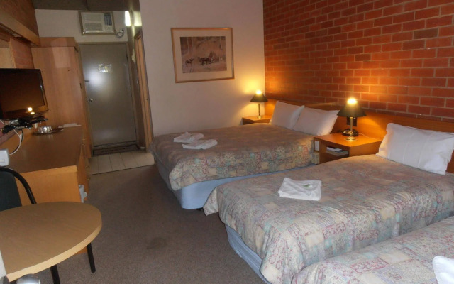 All Rivers Motor Inn