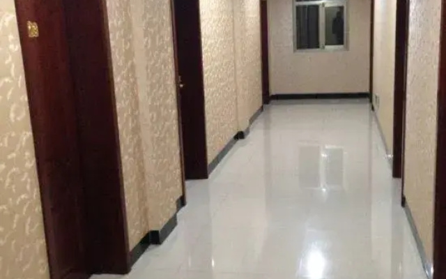 Pianguan Haotai Business Hotel