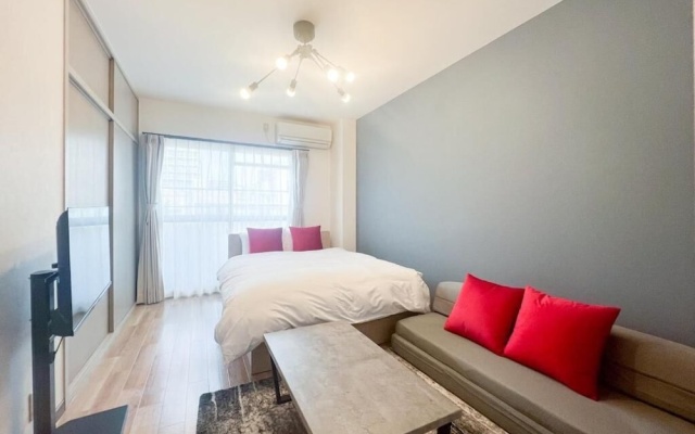 Megadome West – Guest Rooms – Osaka