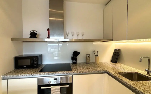 Skyline 1 Bedroom Apartment in Central Birmingham