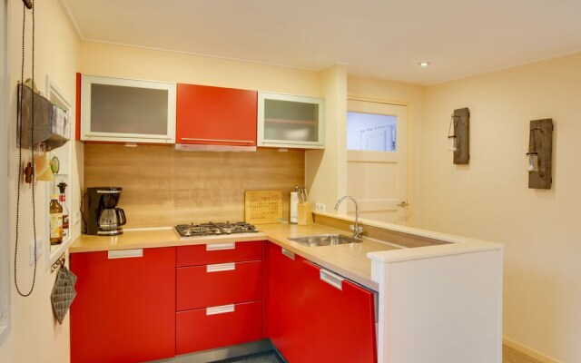 Cosy Bungalow in Meerlo with Garden