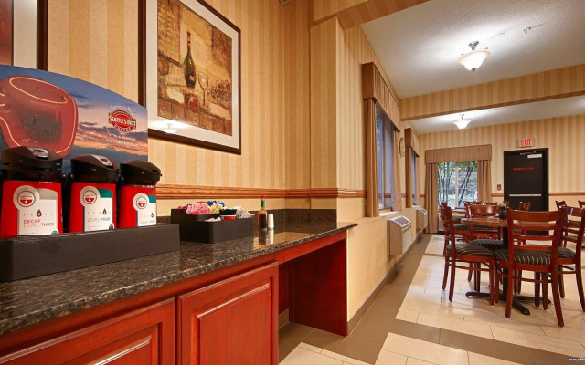 Best Western Plus Vancouver Mall Dr. Hotel & Suites