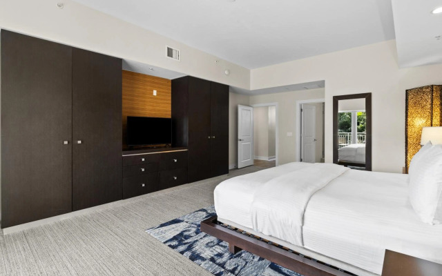 Provident Doral at the Blue Miami