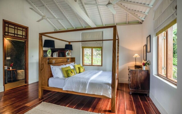 Luxurious 07 Bedroom Hilltop Villa With Private Gym