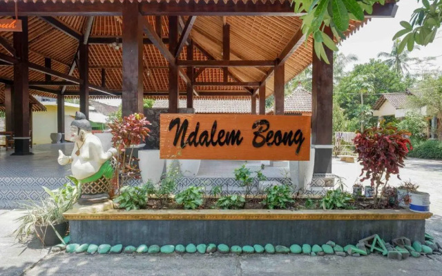 Roemah Beong Syariah at Desa Wisata Kembanglimus