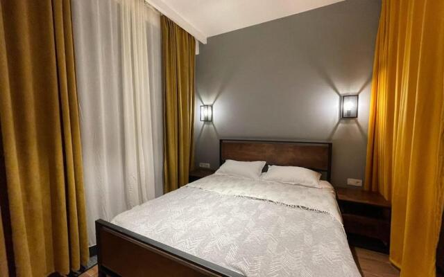 Redco ALPIC Studio Apartment near Gondola