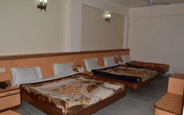 Vishal Hotel
