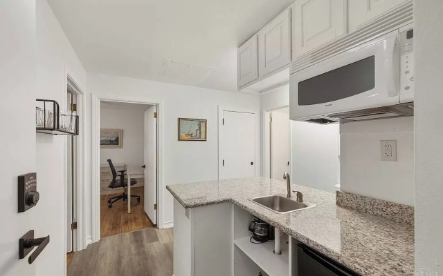 Cozy Hencye 3 Near Uwf, Hospital & Pensacola Beach