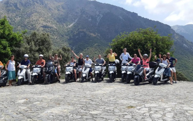 Marbella Holiday & Golf Garden Apartment