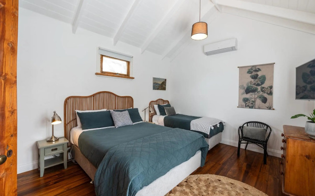 Beach Huts Middleton