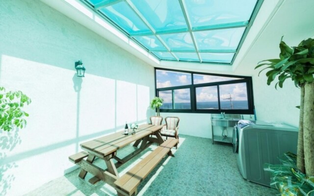 Seogwipo Gongcheonpo Villa Pension