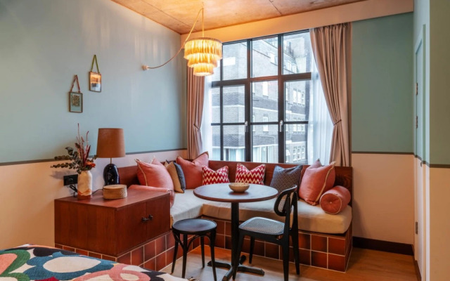 room2 London Chiswick Hometel