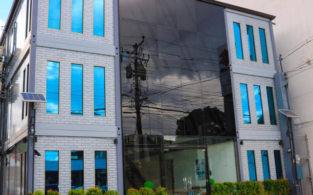 RedDoorz Plus @ AS Fortuna Cebu