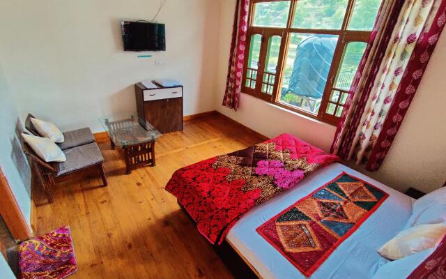 Hipostel Naddi (Mcleodganj-Dharamshala)
