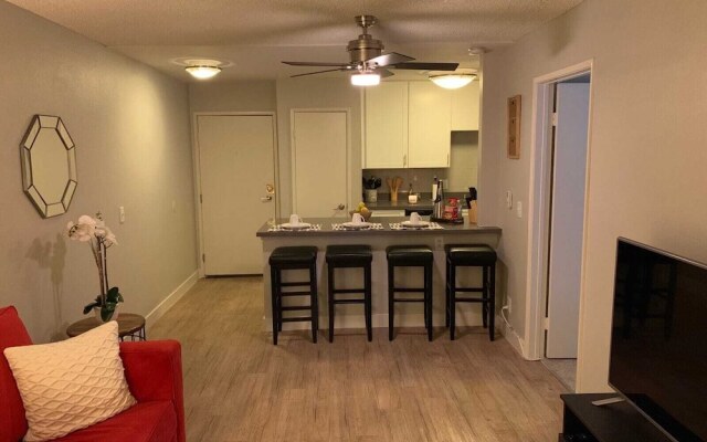 Hollywood Spacious Place