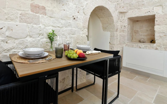 Lamarossa Trulli & Suites