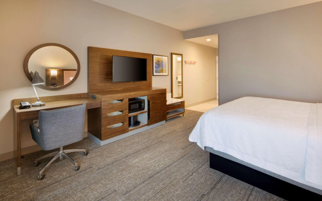 Hampton Inn Santa Cruz West, CA