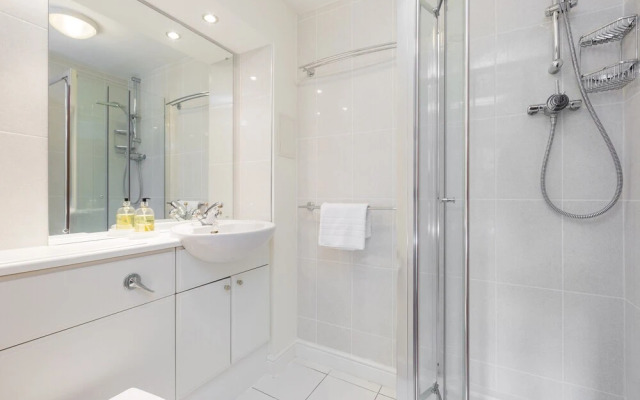 388 Old Tolbooth Wynd Apartment 2