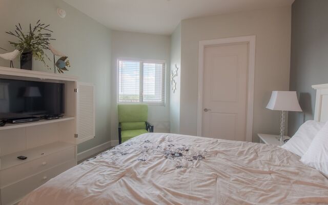 Sea Breeze 1002 Penthouse