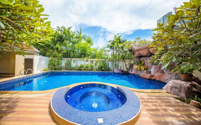 Adare Pool Villa Pattaya