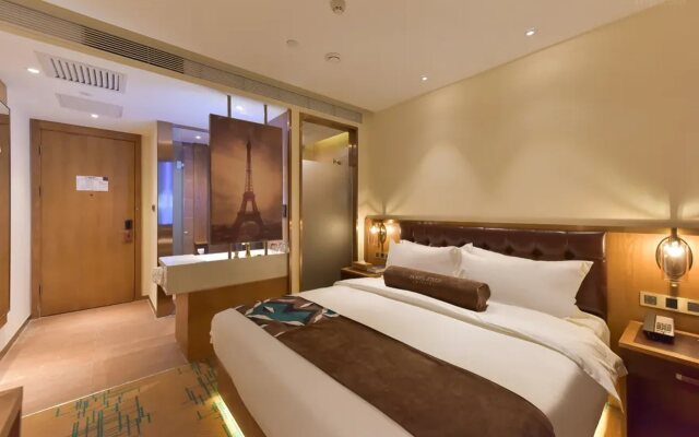 Choenix Hotel (Beijing Tiananmen Square Qianmen Street Subway Station)