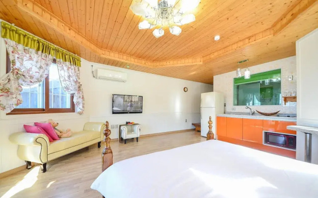 Geoje Gaonara Pension