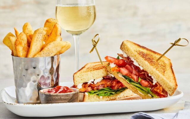 Courtyard Fredericksburg Historic District