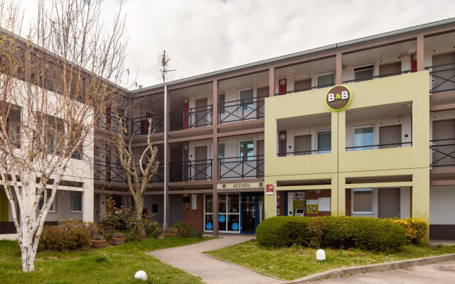 B&B HOTEL Calais Coquelles Tunnel sous la Manche