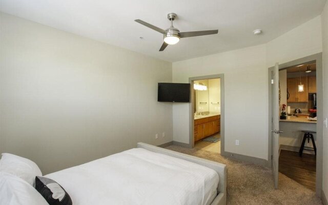 Music City by Nashville Vacations