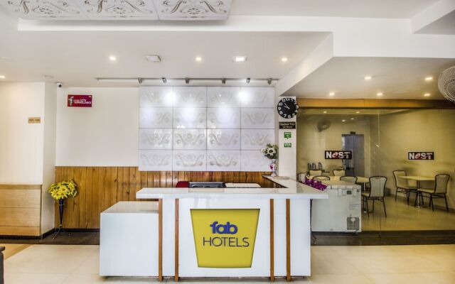 FabHotel Nest Inn Gomti Nagar