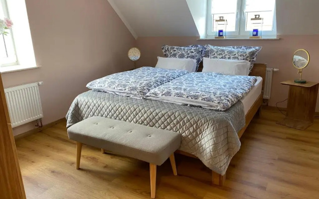 Schöne drei Raumwohnung. Hell,stilvoll, gemütlich.