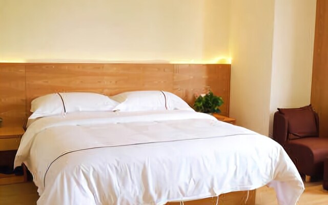 Dongxing Jinghui Hotel