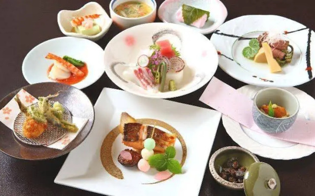 Motoyu Ryokan
