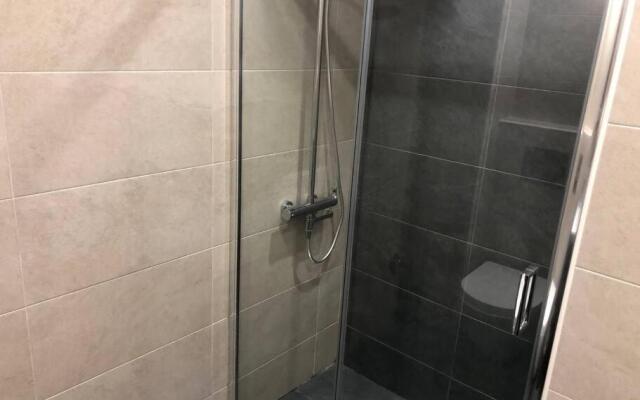 Royal Red suite No2 PIRAEUS PORT