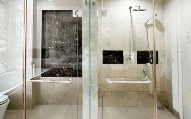 Salute de Senopati - Luxury Apartments