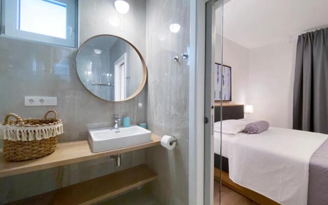 Marisa Apartments Hvar II