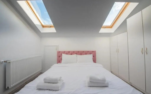 Rania Apartments