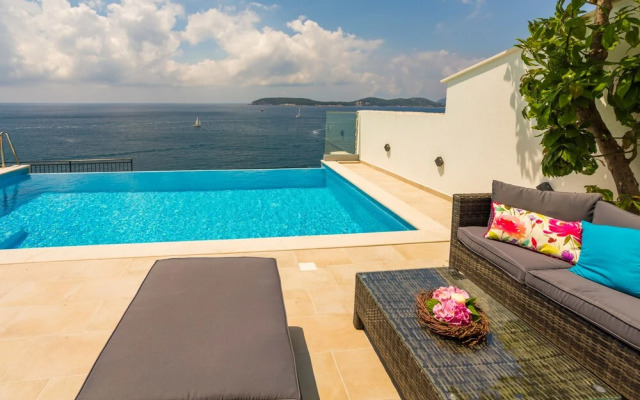 Hedera Estate, Villa Hedera VI