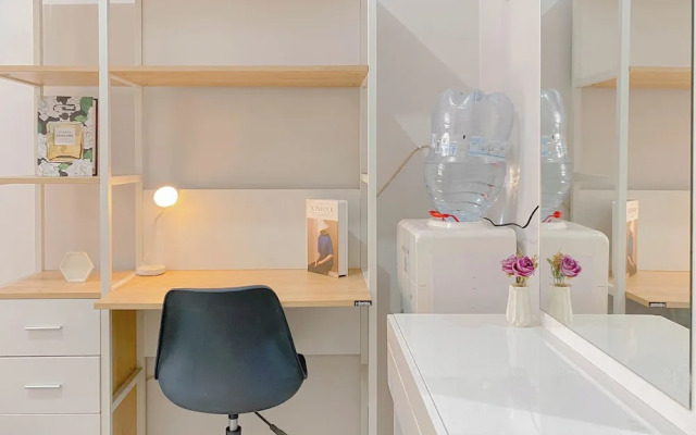 Good And Warm Studio Transpark Juanda Bekasi Timur Apartment