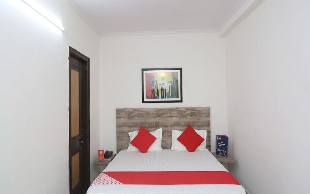 Oyo 22125 Bleu Ville