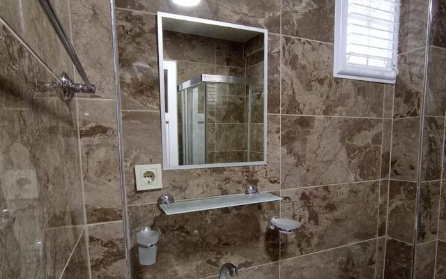 Mi̇r Comfort Hotel